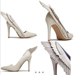 YRU ANGEL WING HEELS